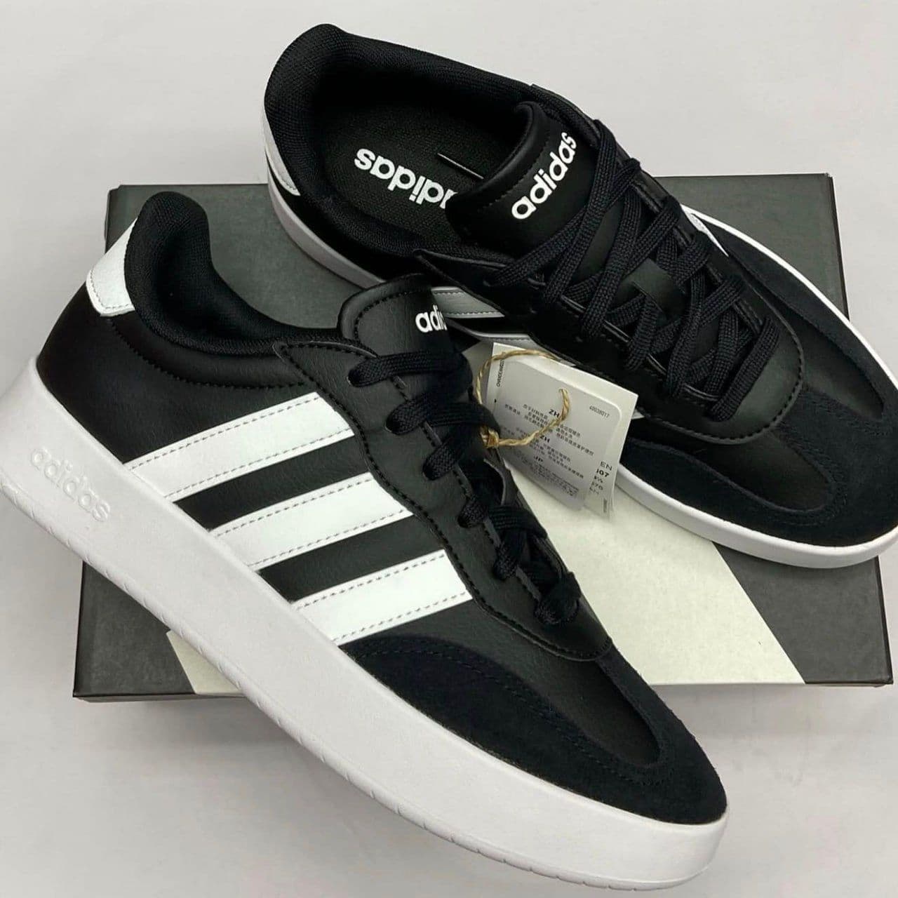 adidas Tênis Casual Barreda