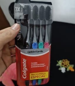 Colgate Escova Slim Soft