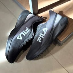 Fila Tênis Vector