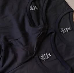 Hering Kit 3 Camisetas Básicas Slim
