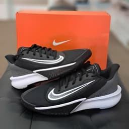 Nike Precision VII