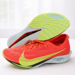 Nike Tênis ZoomX Streakfly 2